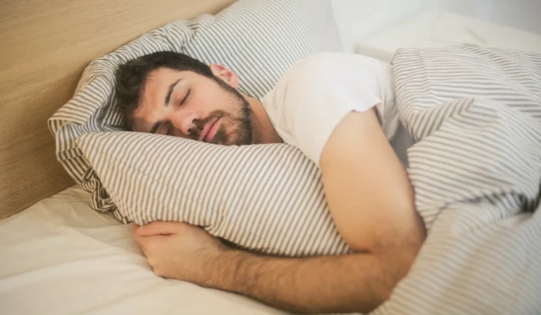 Tjen penge mens du sover i 2023: De 2 bedste metoder
