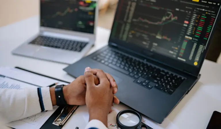 Bedste trading platform på laptop.